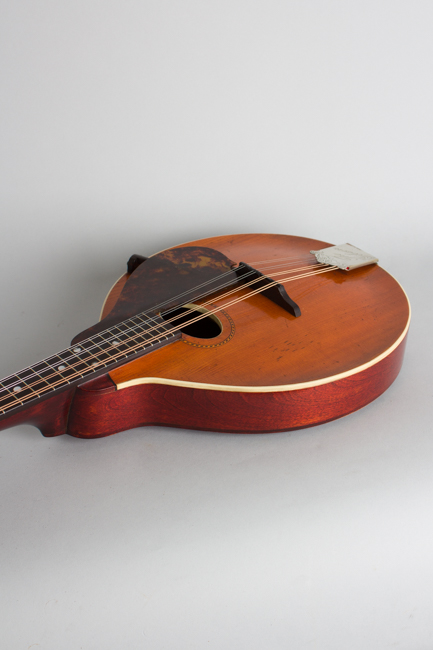 Gibson  Style A- Carved Top Mandolin  (1914)