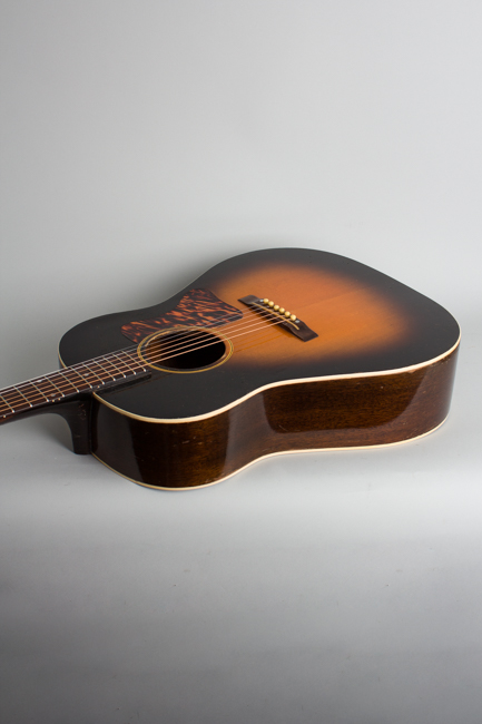 Gibson  J-35 Flat Top Acoustic Guitar  (1937-8)