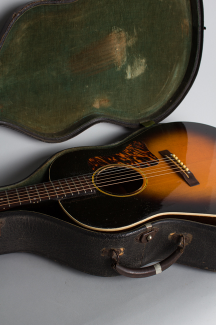 Gibson  J-35 Flat Top Acoustic Guitar  (1937-8)
