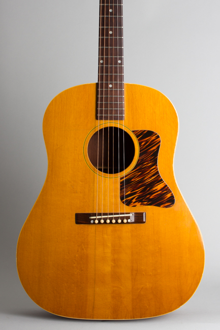 Gibson  J-35 Flat Top Acoustic Guitar  (1941)