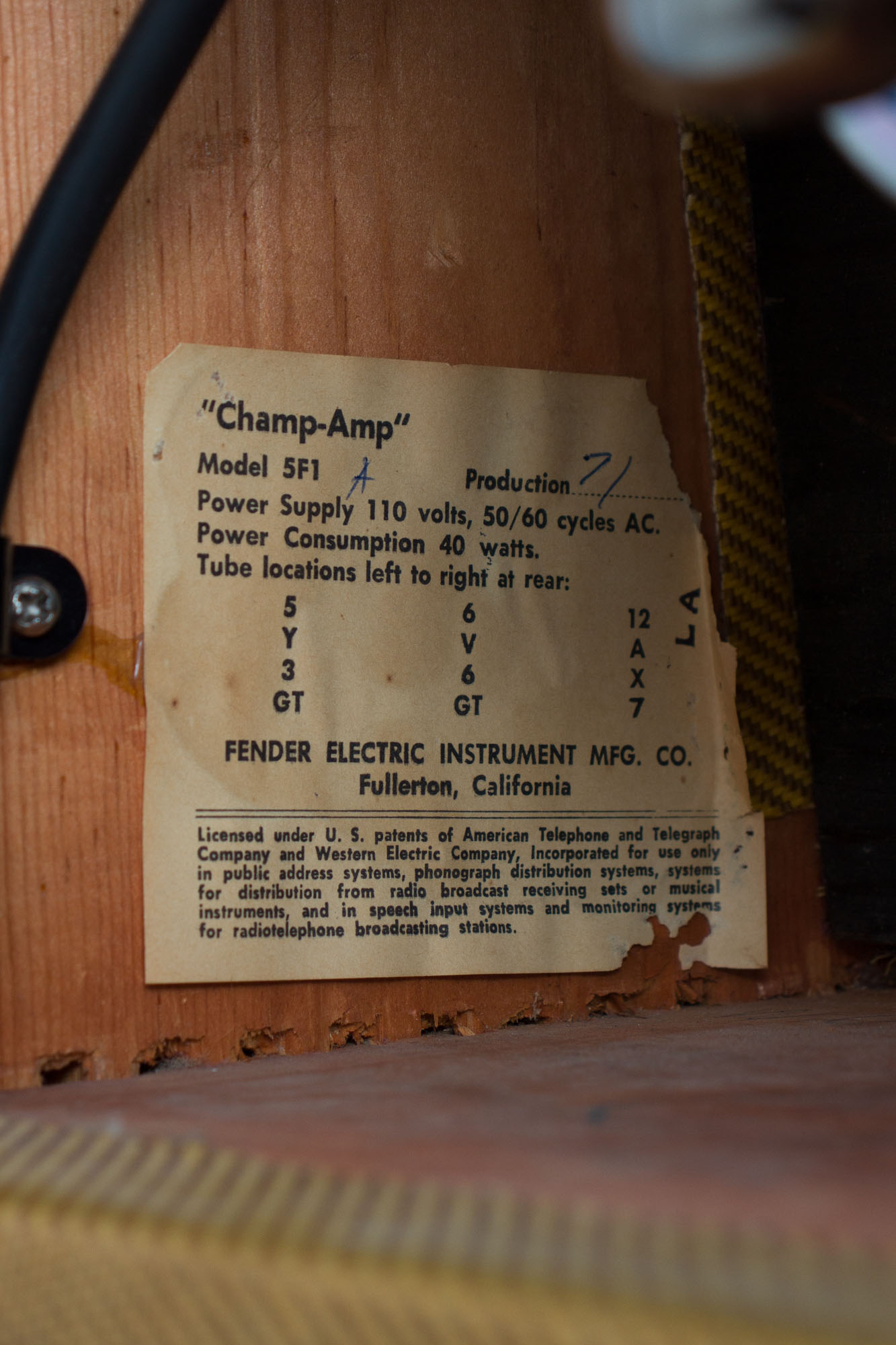 Fender Champ 5F1 Tube Amplifier (1962) | RetroFret