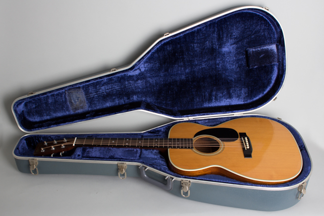 C. F. Martin  000-28 Flat Top Acoustic Guitar  (1975)