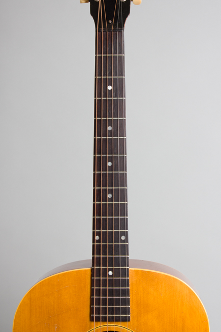 Gibson  J-35 Flat Top Acoustic Guitar  (1941)