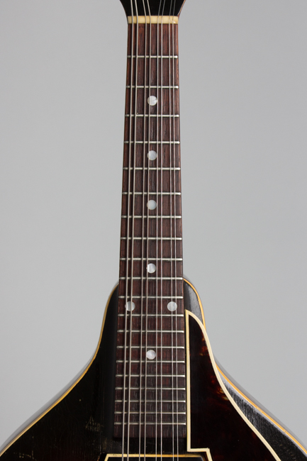 Gibson  EM-150 Hollow Body Electric Mandolin  (1939)