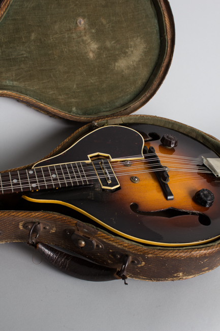 Gibson  EM-150 Hollow Body Electric Mandolin  (1939)