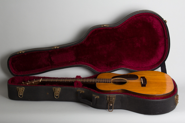 C. F. Martin  00-18 Flat Top Acoustic Guitar  (1944)