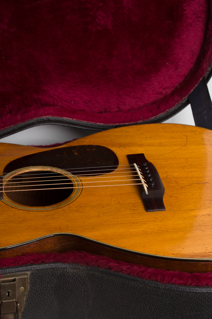 C. F. Martin  00-18 Flat Top Acoustic Guitar  (1944)