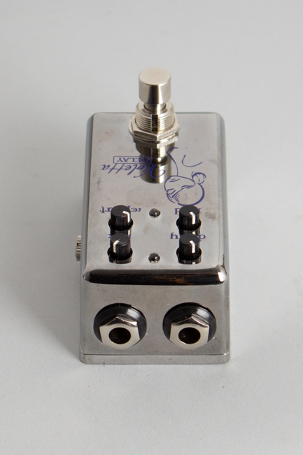 Red Witch  Violetta Delay Effect