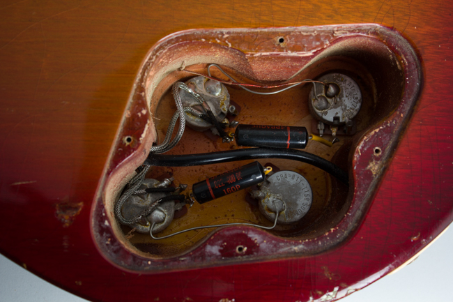 Gibson  Les Paul Deluxe Solid Body Electric Guitar  (1971)