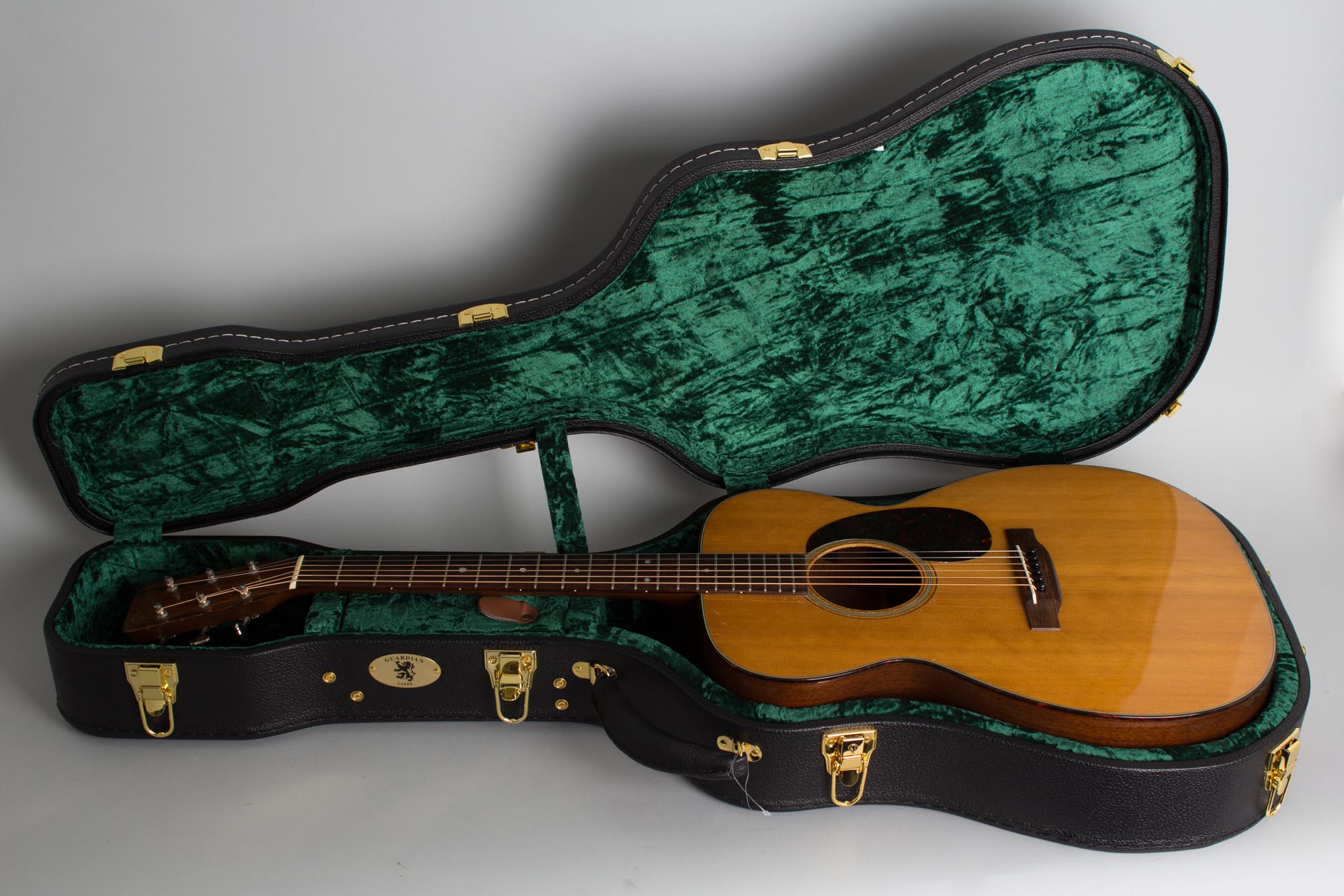 C. F. Martin 000-18 Flat Top Acoustic Guitar (1963) | RetroFret