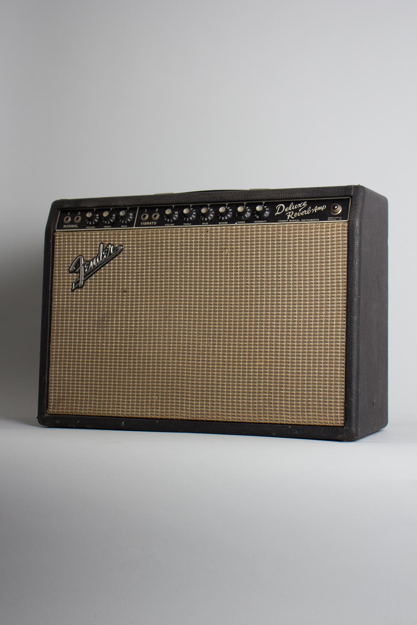 Fender Deluxe Reverb Tube Amplifier (1966) RetroFret