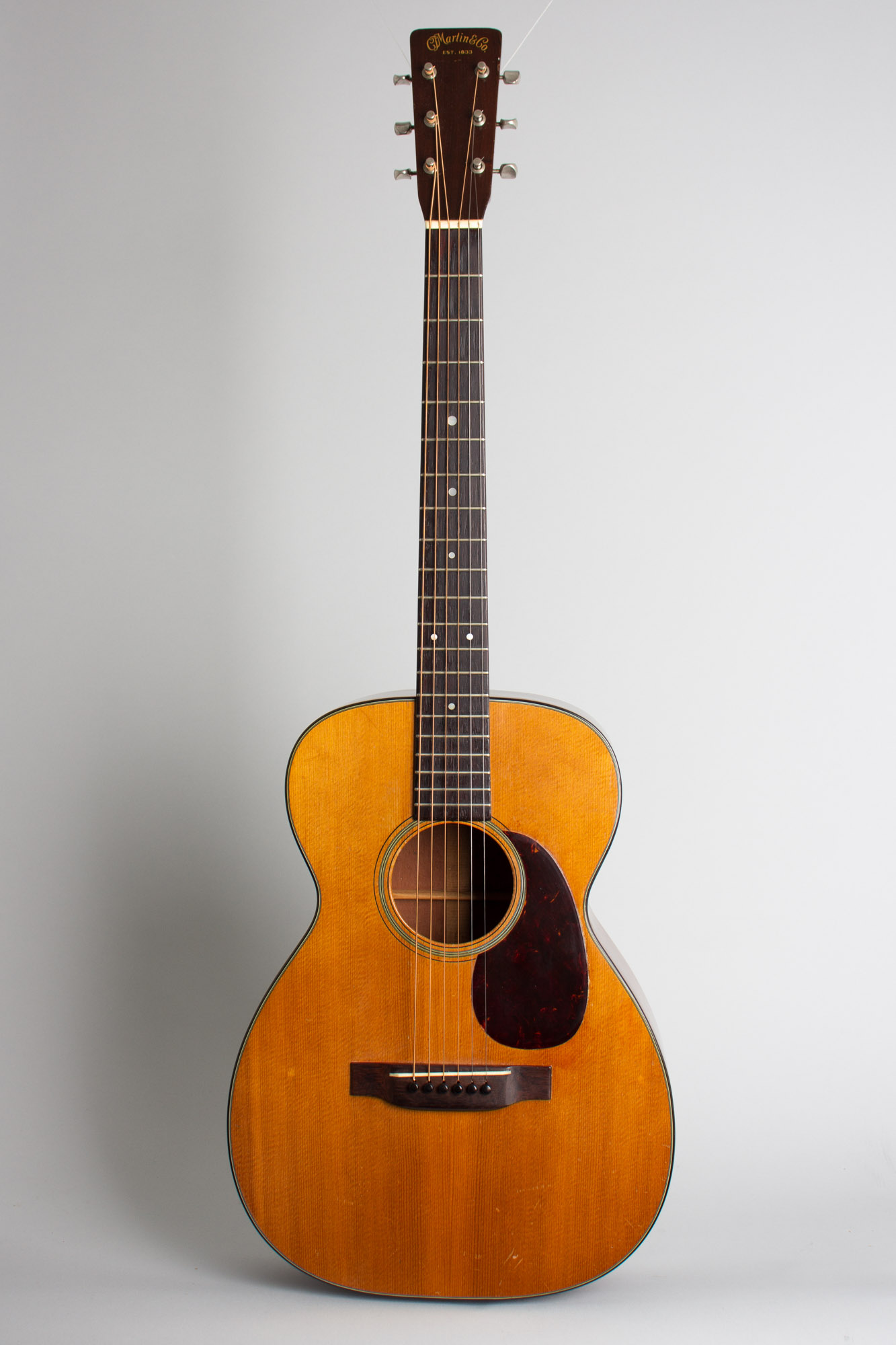 C. F. Martin 0-18 Flat Top Acoustic Guitar (1950) | RetroFret C. F. Martin 0-18 Flat Top Acoustic Guitar (1950) | RetroFret