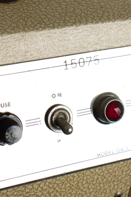 Gibson  GA-5 Tube Amplifier (1960)