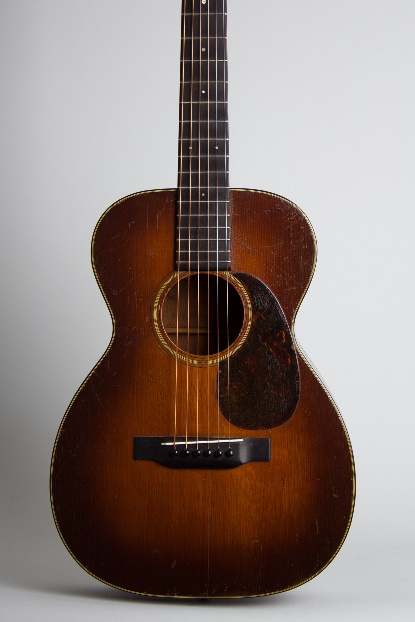 0-18 Shade Top Flat Top Acoustic Guitar (1932) | RetroFret