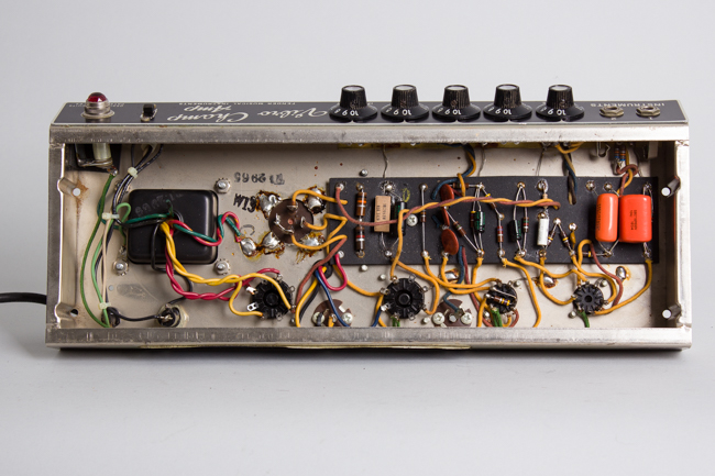 Fender  Vibro-Champ AA-764 Tube Amplifier (1965)