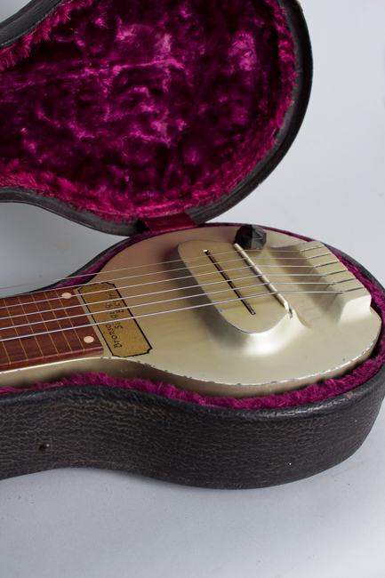  Bronson Singing Electric Lap Steel Electric with Matching Amplifier Guitar, made by National-Dobro Corp.  (1935)