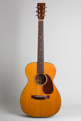 C. F. Martin  0-18 Flat Top Acoustic Guitar  (1952)