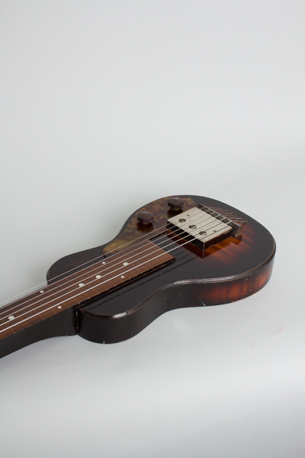  Unlabelled Lap Steel Electric Guitar, made by Harmony  (1939)