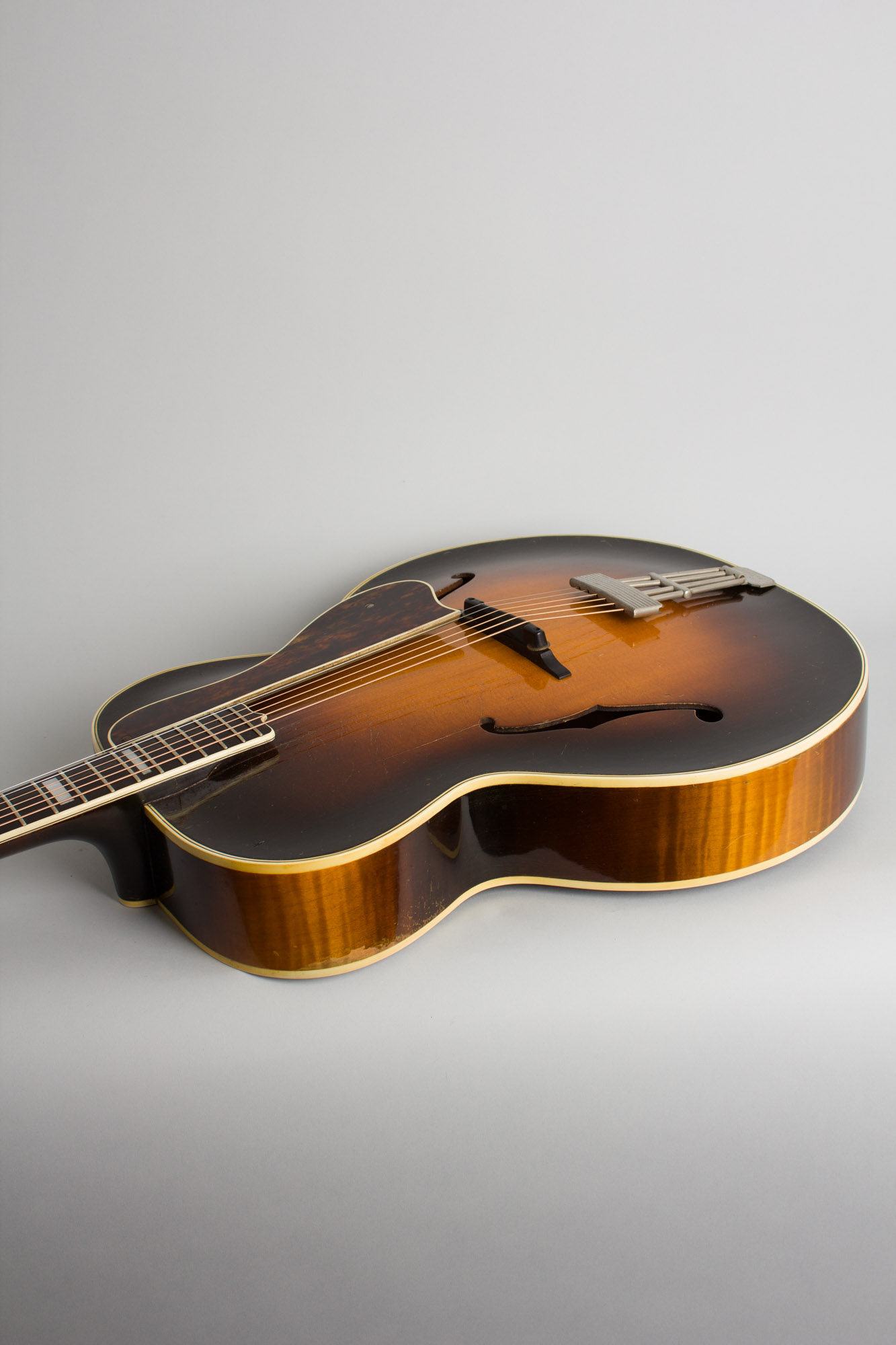 D'Angelico Style B Arch Top Acoustic Guitar (1938) RetroFret