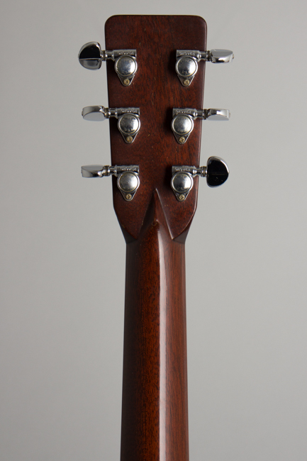 C. F. Martin  000-28 Flat Top Acoustic Guitar  (1972)