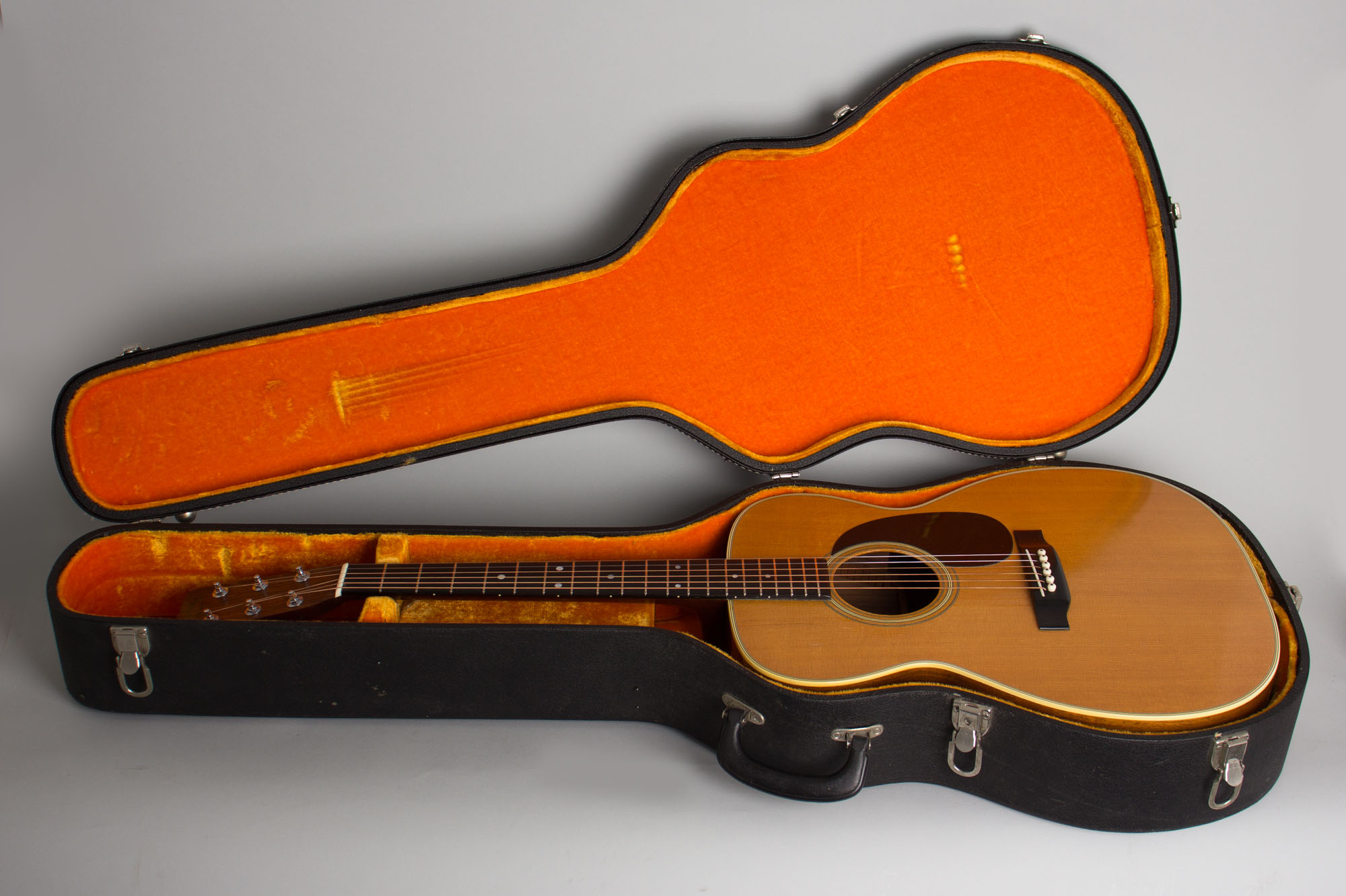 C. F. Martin 000-28 Flat Top Acoustic Guitar (1972) | RetroFret