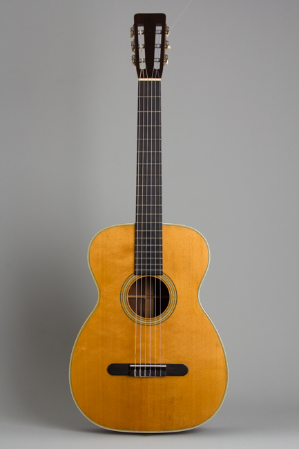 C. F. Martin  00-28G Classical Guitar  (1960)