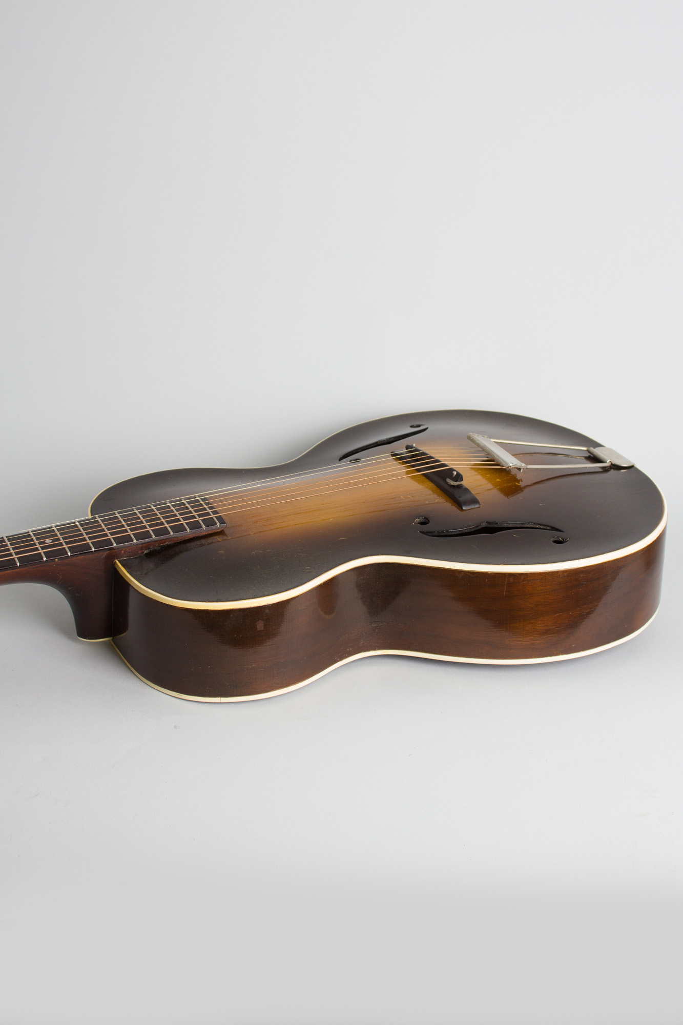 Epiphone f hole guitar hotsell