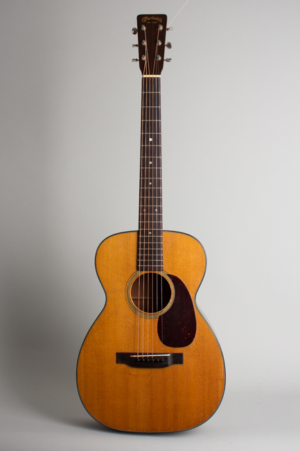 C. F. Martin  0-18 Flat Top Acoustic Guitar  (1949)