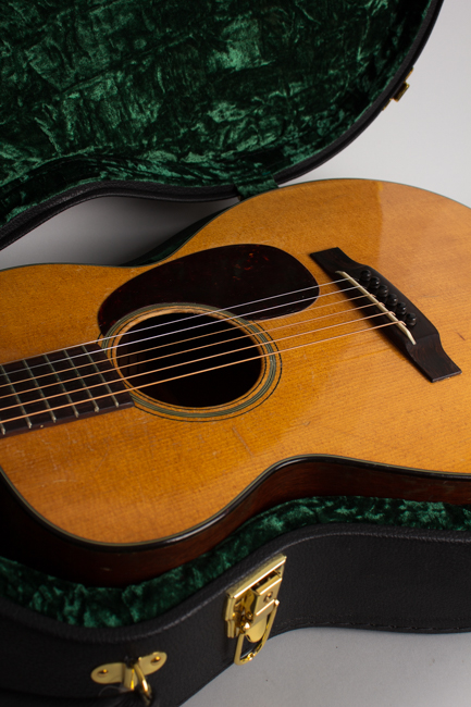 C. F. Martin  0-18 Flat Top Acoustic Guitar  (1949)