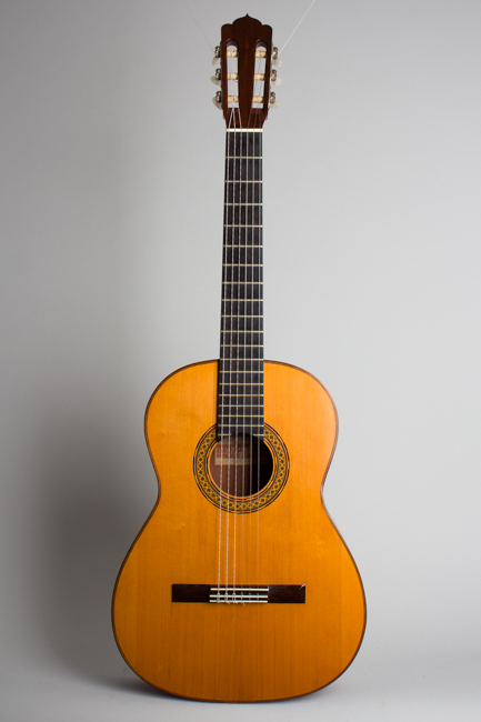 Del Pilar  Classical Guitar  (1971)