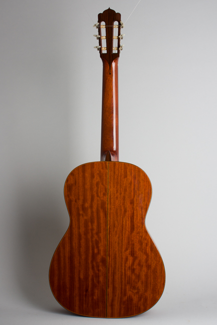 Del Pilar  Classical Guitar  (1971)