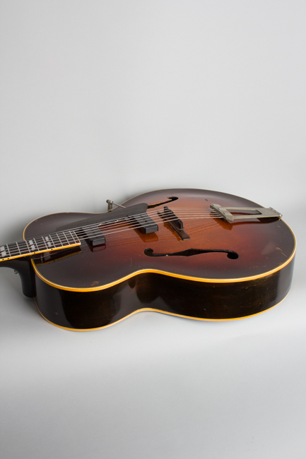 Gibson  L-7 Dual Floating Pickup Arch Top Acoustic Guitar  (1947)