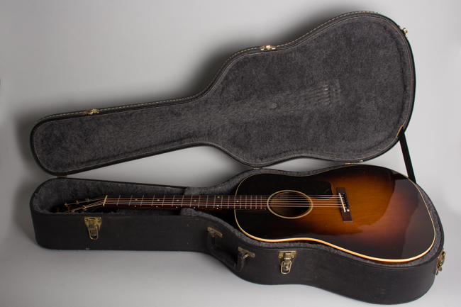 Gibson  J-45 "Banner" Flat Top Acoustic Guitar  (1943)