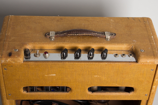 Fender  Vibrolux Model 5F11 Tube Amplifier (1959)