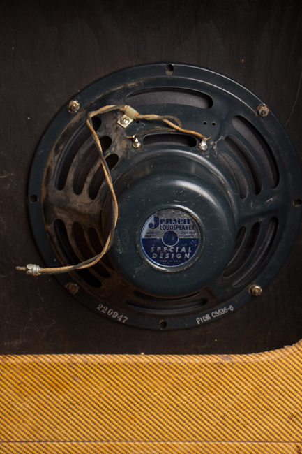 Fender  Vibrolux Model 5F11 Tube Amplifier (1959)