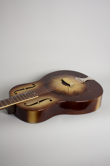 National  Triolian Resophonic Guitar  (1932)