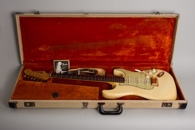 Fender  Stratocaster with Gold Hardware Solid Body Electric Guitar  (1964)