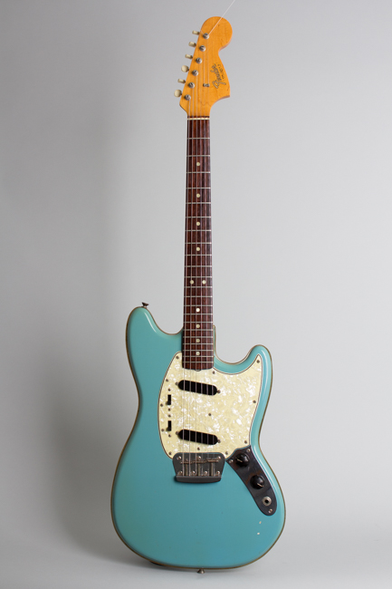 Fender  Duo-Sonic II Solid Body Electric Guitar  (1966)