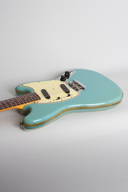 Fender  Duo-Sonic II Solid Body Electric Guitar  (1966)