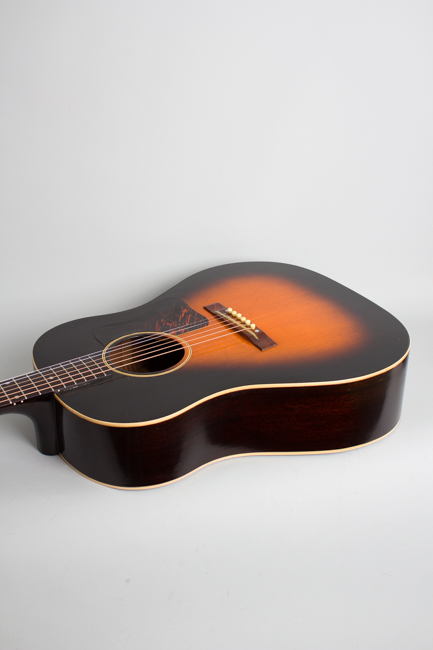 Gibson  J-35 Flat Top Acoustic Guitar  (1937)