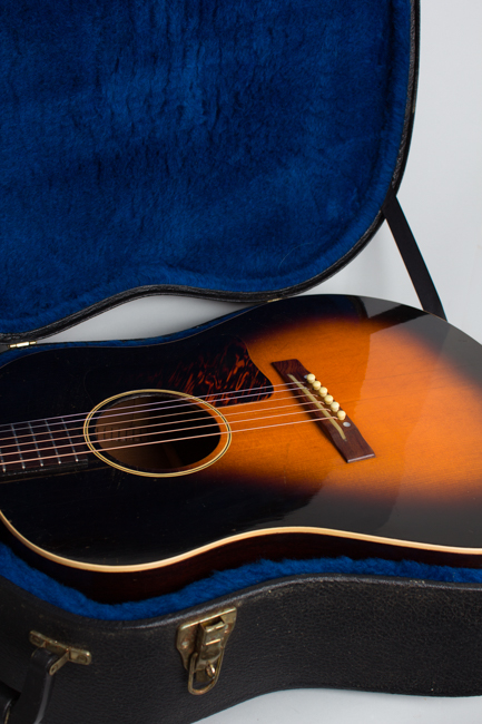 Gibson  J-35 Flat Top Acoustic Guitar  (1937)