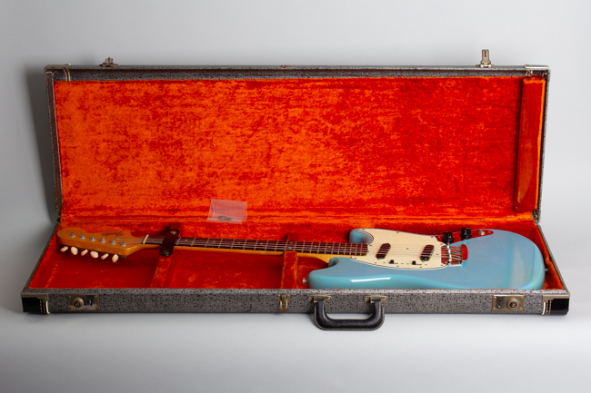 Fender  Duo-Sonic II Solid Body Electric Guitar  (1966)