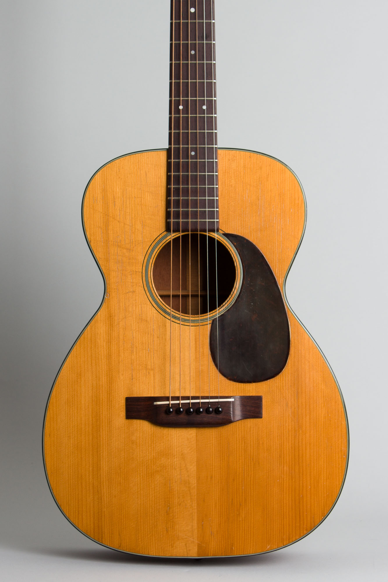 C. F. Martin 0-18 Flat Top Acoustic Guitar (1944) | RetroFret