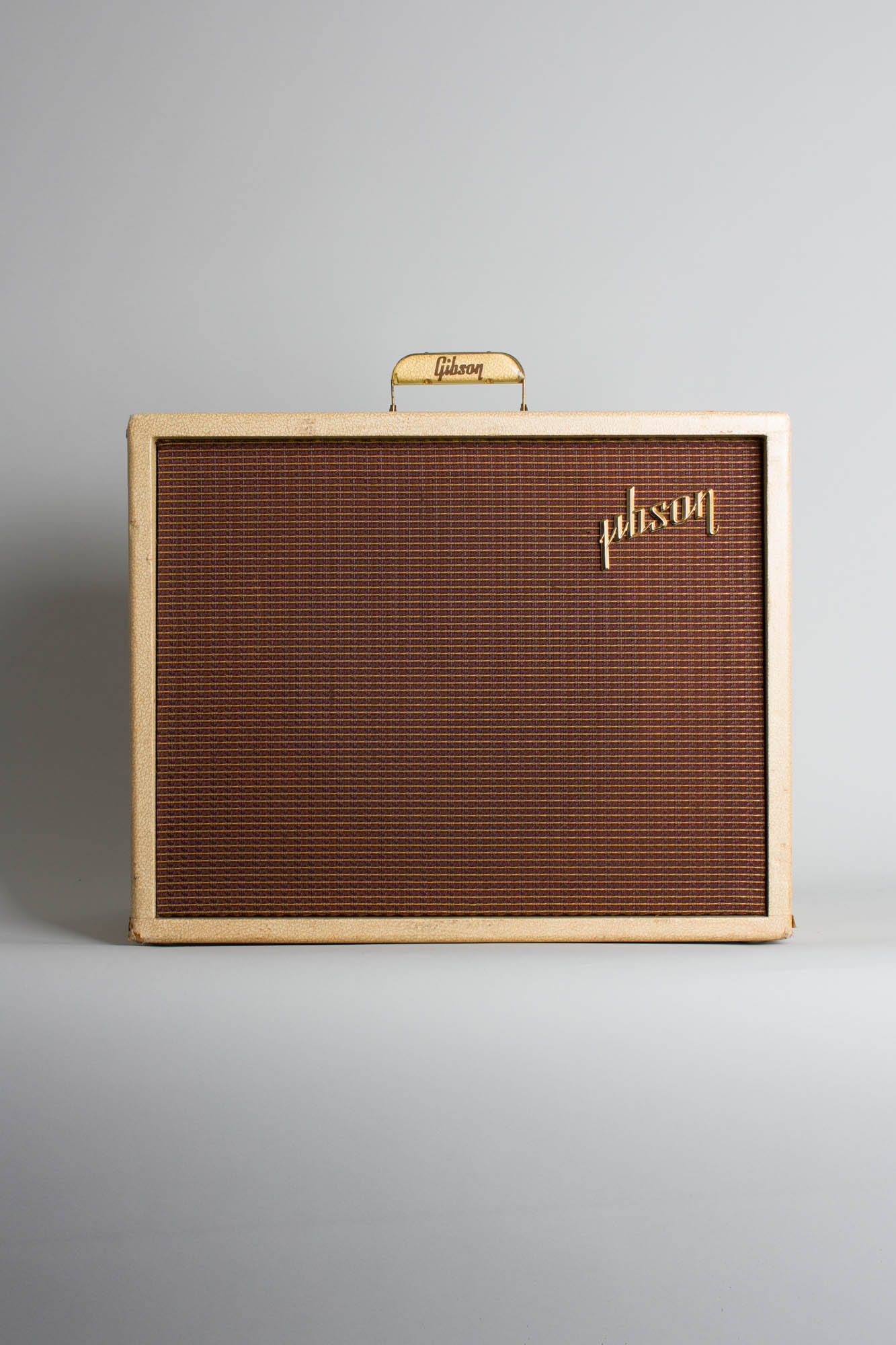 Gibson outlet discoverer tremolo