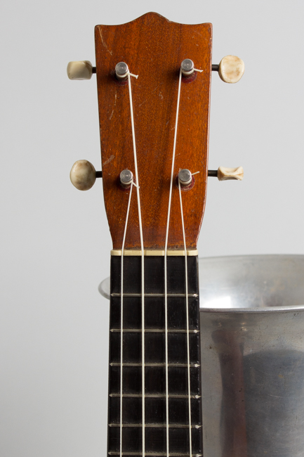 Stroviols  Popular Model Soprano Ukulele ,  c. 1920