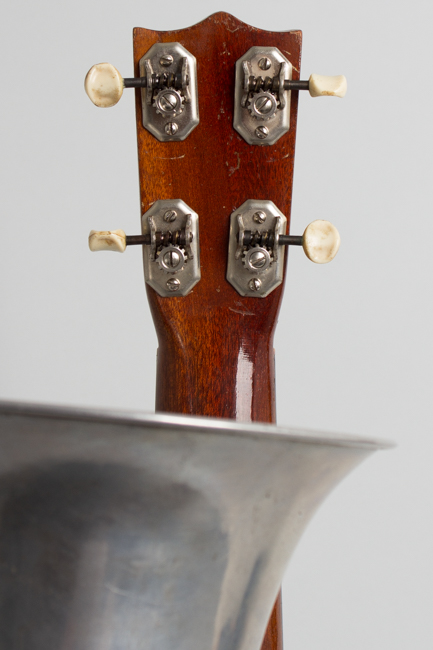 Stroviols  Popular Model Soprano Ukulele ,  c. 1920