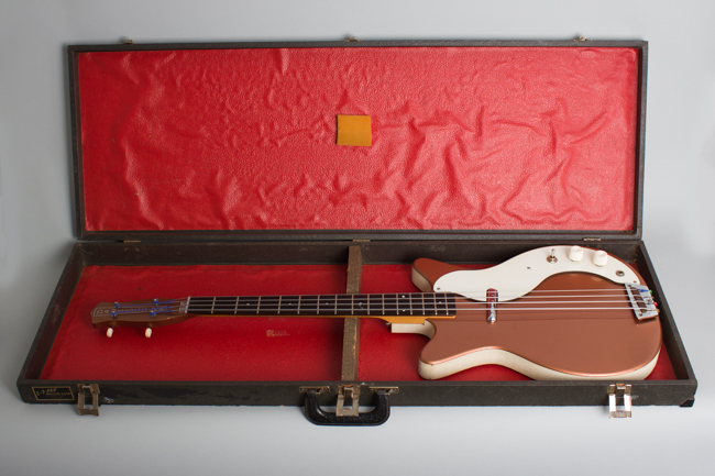Danelectro  Shorthorn Model 3412 Electric Bass Guitar  (1962)