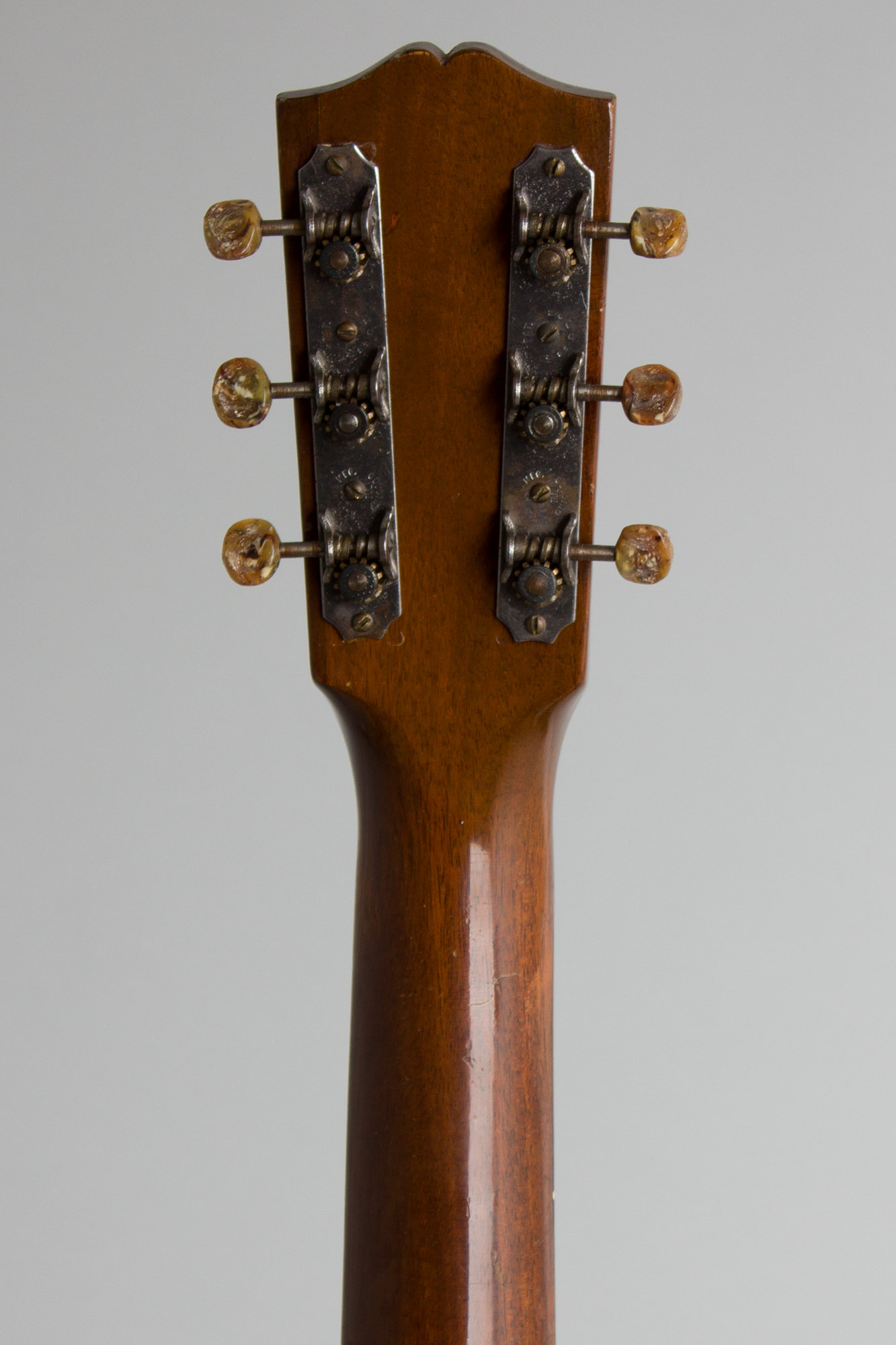 Gibson J-35 Flat Top Acoustic Guitar (1941-2) | RetroFret