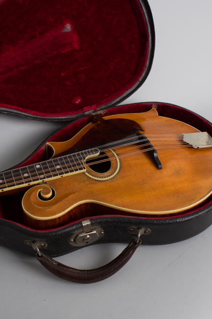 Gibson  F-4 Carved Top Mandolin  (1913)