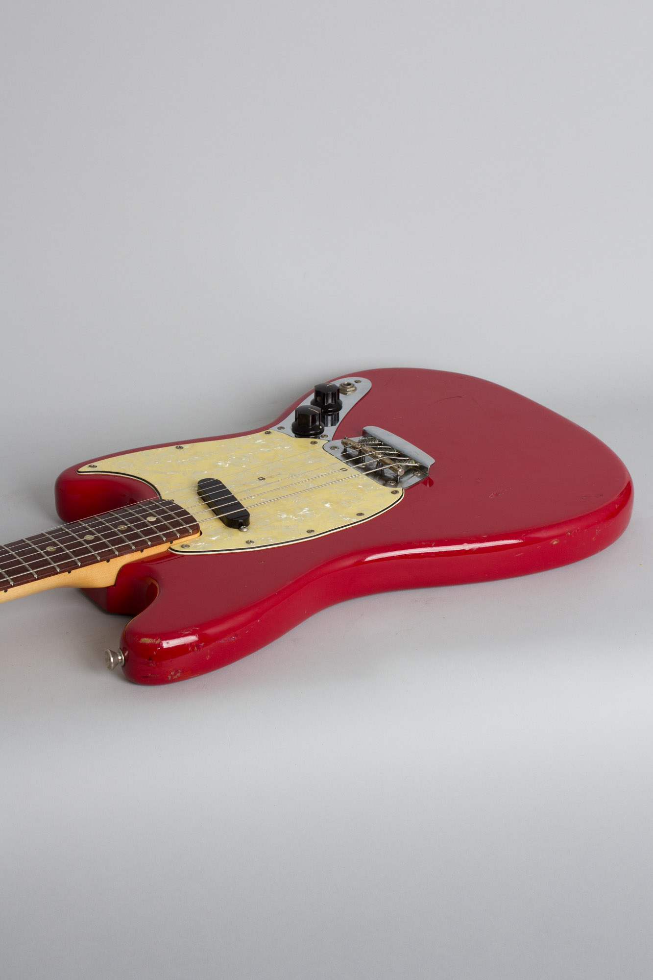 Fender Musicmaster Solid Body Electric Guitar (1971) | RetroFret